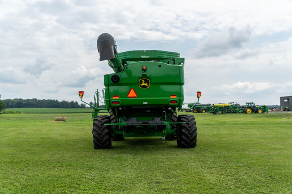 Used 2014 John Deere S670 Combines at Koenig Equipment in Anna, OH - Photo3