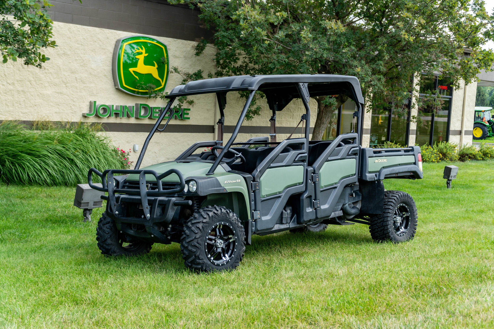 Used 2020 John Deere XUV 825M S4 ATVs & Gators at Koenig Equipment in Tipp City, OH - PhotoXL0