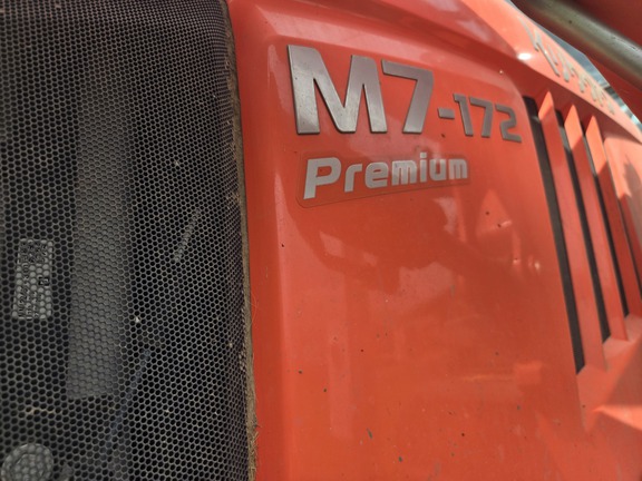 2021 Kubota M7-172 Premium - Photo6