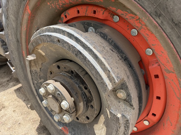 2021 Kubota M7-172 Premium - Photo18