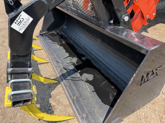 2021 Kubota M7-172 Premium - Photo26