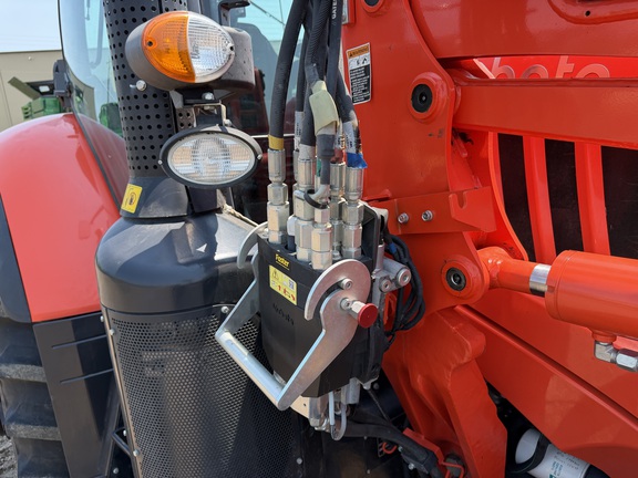 2021 Kubota M7-172 Premium - Photo30