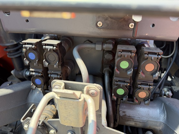 2021 Kubota M7-172 Premium - Photo36