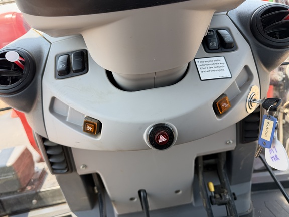 2021 Kubota M7-172 Premium - Photo46
