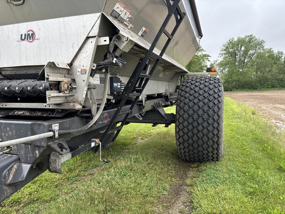 Used 2023 Unverferth ProForce 1850 Dry Spinner Spreaders at Koenig Equipment in Anna, OH - Photo4