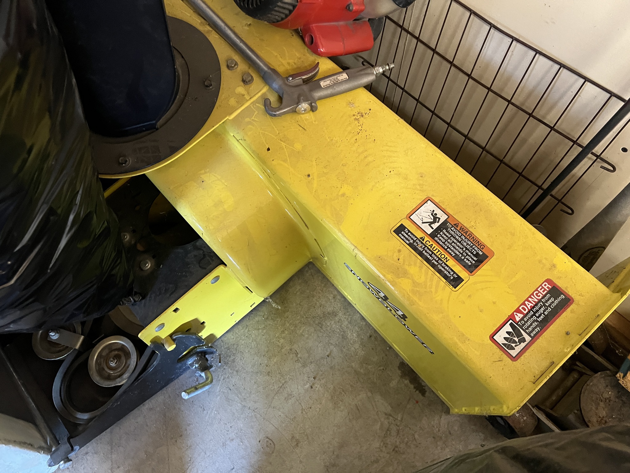 2011 John Deere X500 Image 14