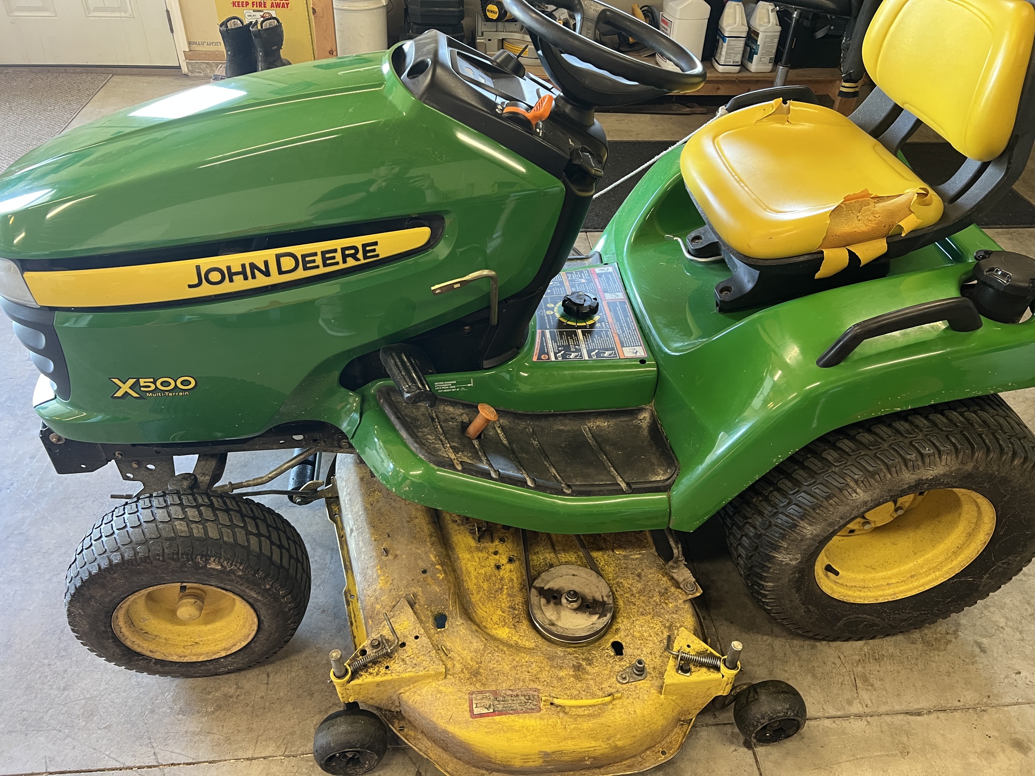 2011 John Deere X500 Image 4