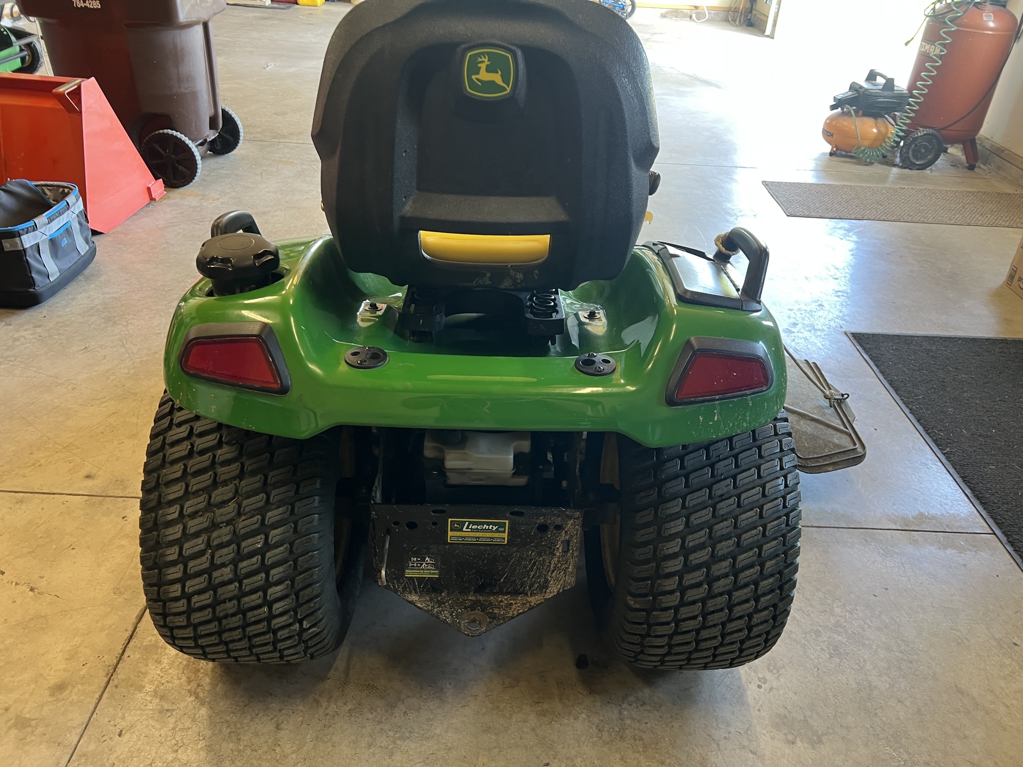 2011 John Deere X500 Image 6