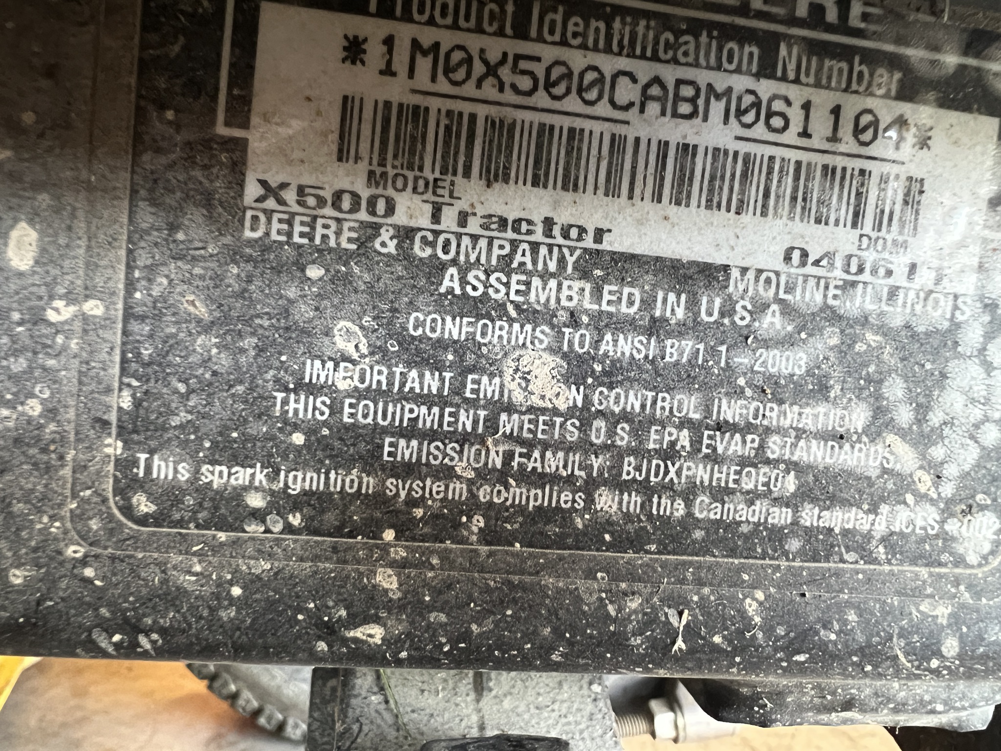 2011 John Deere X500 Image 12
