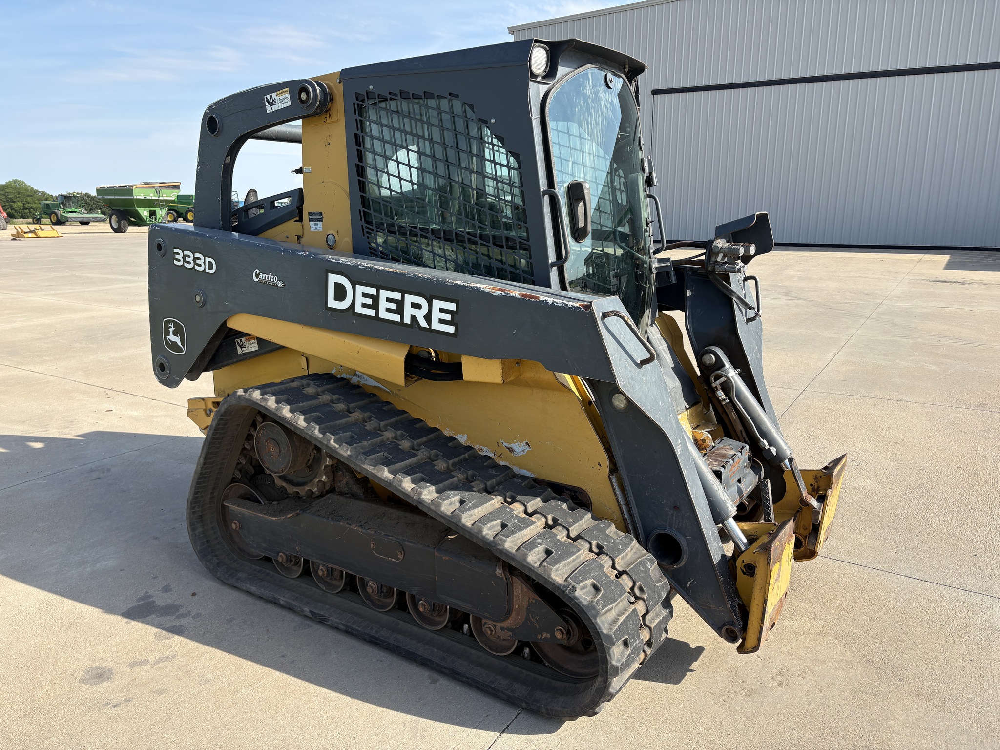2010 John Deere 333D Image 4