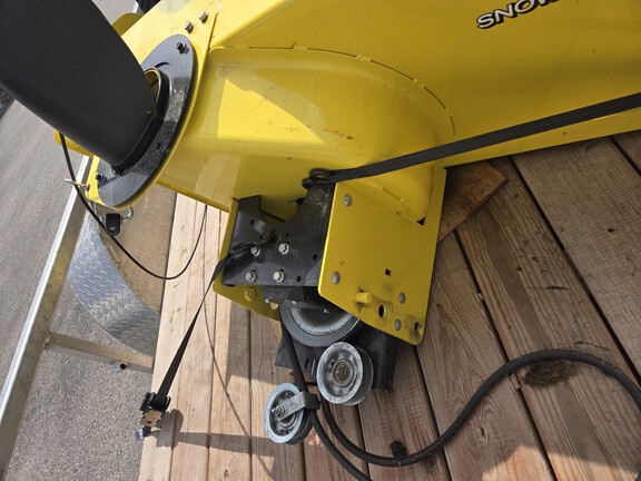 Photo of 2021 John Deere X590