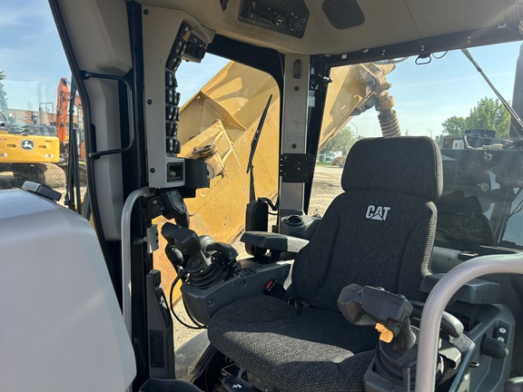 2020 Caterpillar 160M