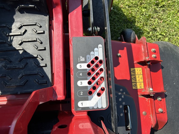 Used 2021 Toro HDX 4000 Zero Turn Mowers at Horizon Ag & Turf in Wetaskiwin, AB - Photo11