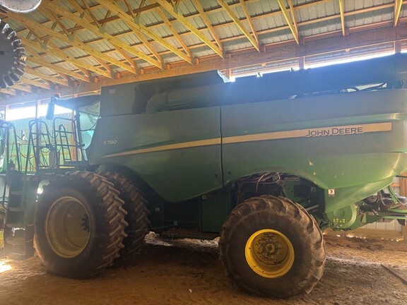Photo of 2018 John Deere S780