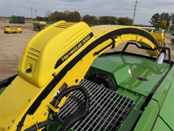 2026 John Deere 9700 - Photo33