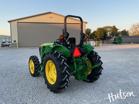 Photo of 2024 John Deere 5060E