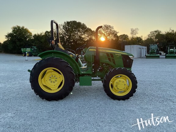 Photo of 2024 John Deere 5060E