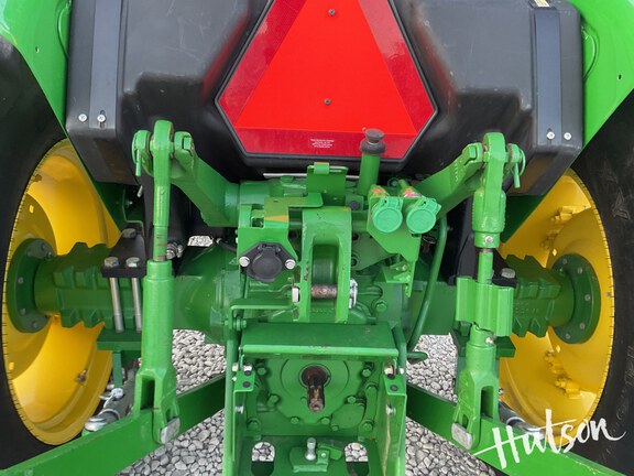 Photo of 2024 John Deere 5060E