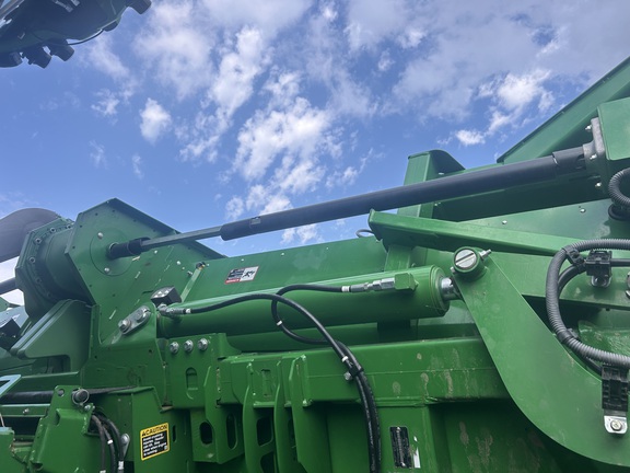 2021 John Deere C12F (13th thumbnail)