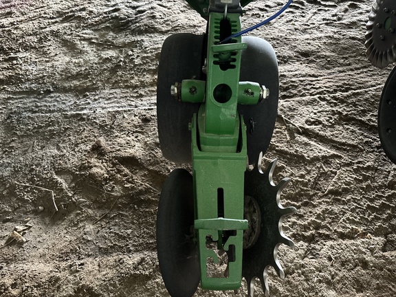 Used 2012 John Deere 1770NT CCS Planters: Drawn at Koenig Equipment in Anna, OH - Photo5