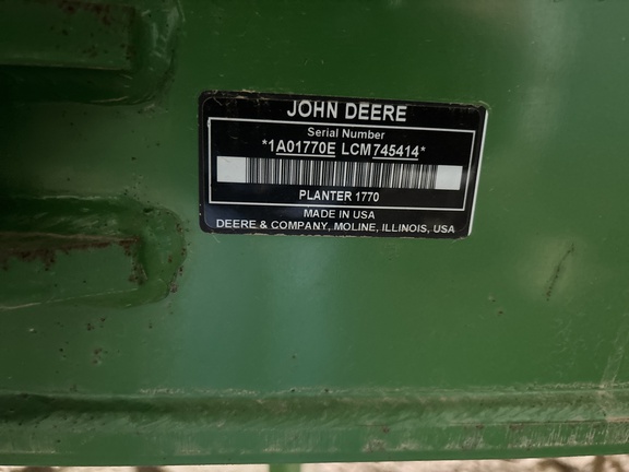Used 2012 John Deere 1770NT CCS Planters: Drawn at Koenig Equipment in Anna, OH - Photo27