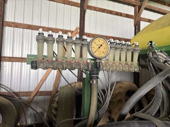 Used 2012 John Deere 1770NT CCS Planters: Drawn at Koenig Equipment in Anna, OH - Photo8