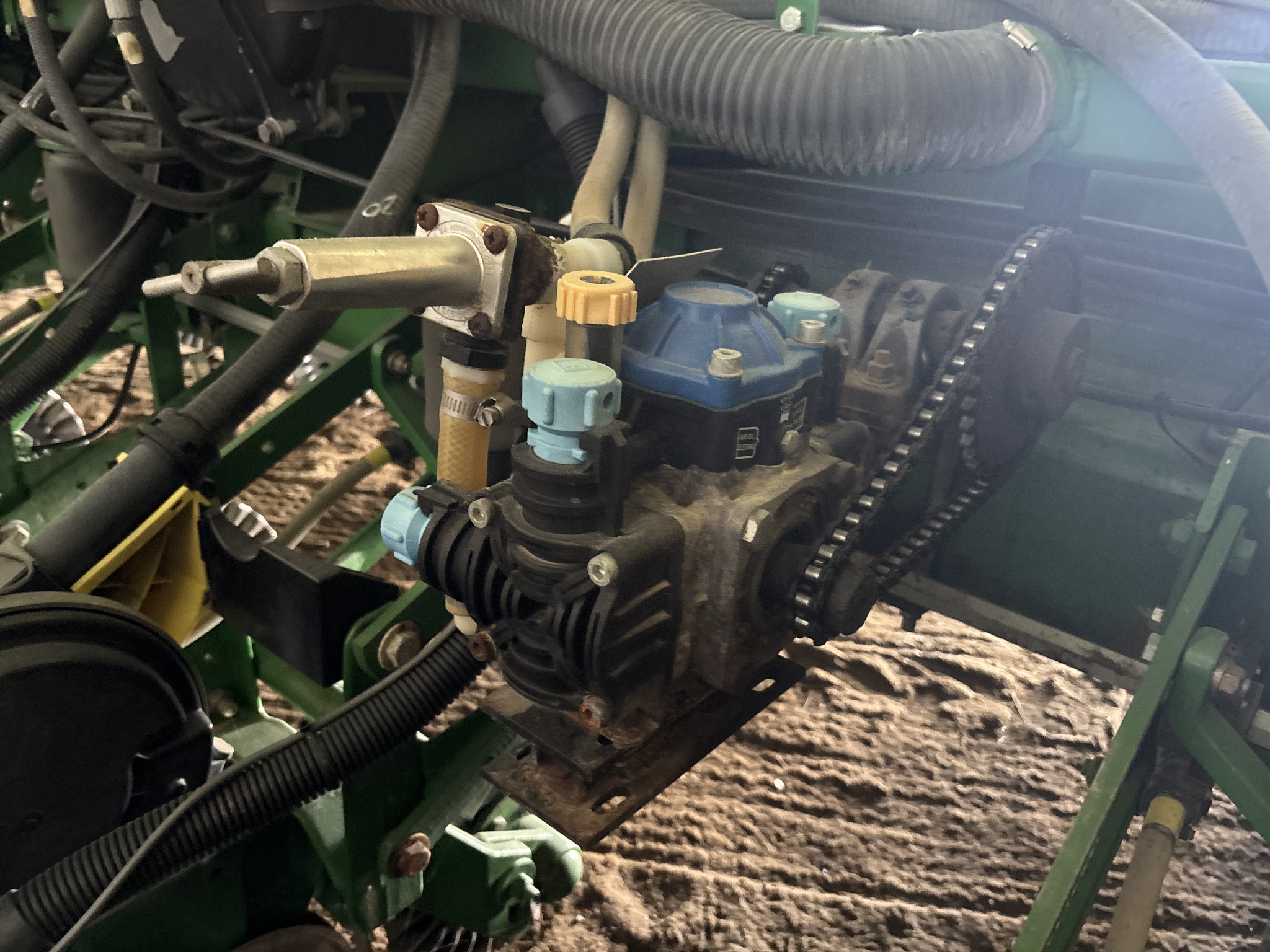 Used 2012 John Deere 1770NT CCS Planters: Drawn at Koenig Equipment in Anna, OH - PhotoXL11