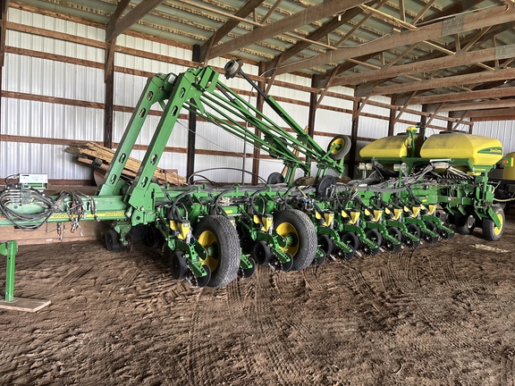 Used 2012 John Deere 1770NT CCS Planters: Drawn at Koenig Equipment in Anna, OH - Photo0
