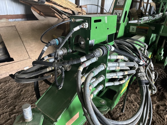 Used 2012 John Deere 1770NT CCS Planters: Drawn at Koenig Equipment in Anna, OH - Photo16