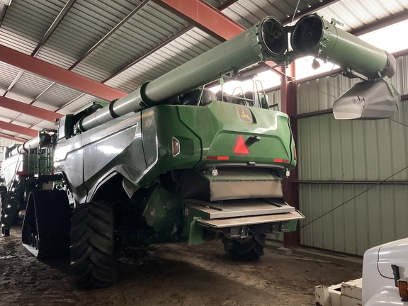 2025 John Deere X9 1100 - Photo4