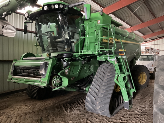 2025 John Deere X9 1100 - Photo1