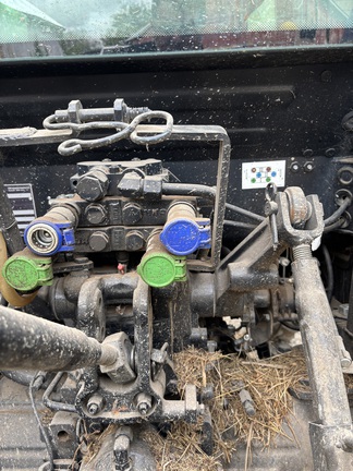Used 2021 New Holland PowerStar 75 Utility Tractors at Koenig Equipment in Knightstown, IN - Photo6