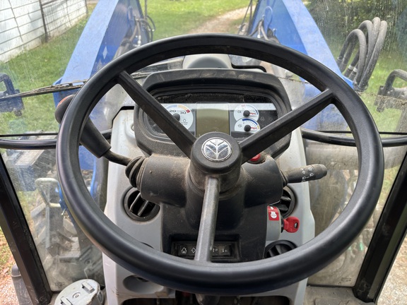 Used 2021 New Holland PowerStar 75 Utility Tractors at Koenig Equipment in Knightstown, IN - Photo13