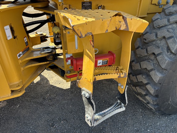 2023 John Deere 444 P