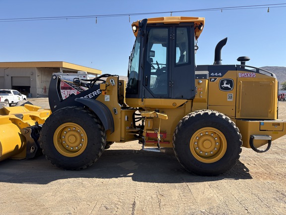 2023 John Deere 444 P