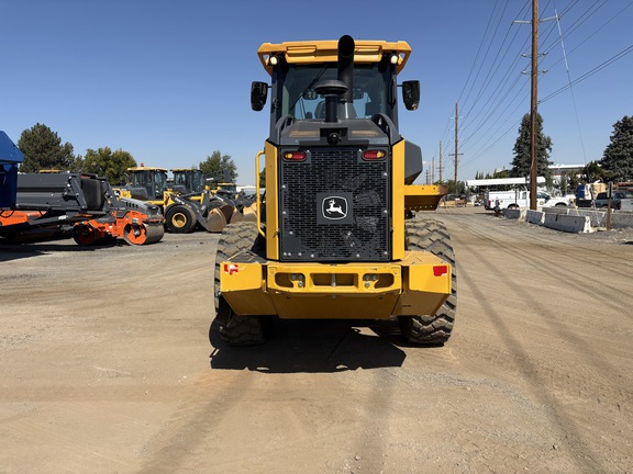 2023 John Deere 444 P