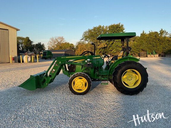 Photo of 2022 John Deere 5065E
