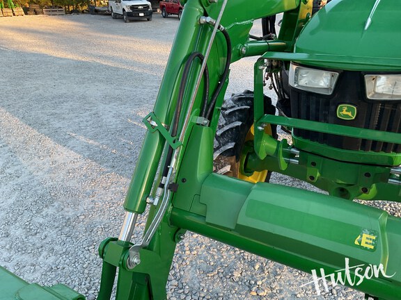 Photo of 2022 John Deere 5065E