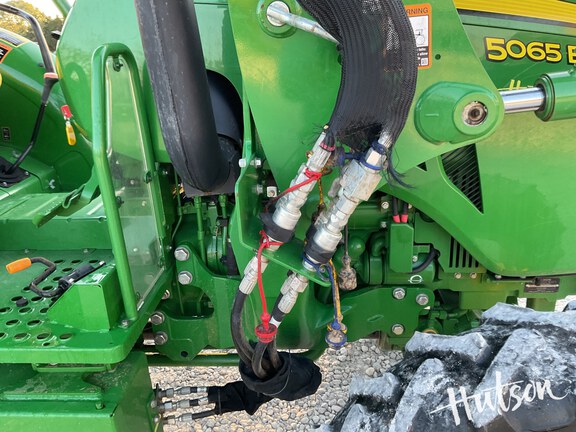 Photo of 2022 John Deere 5065E