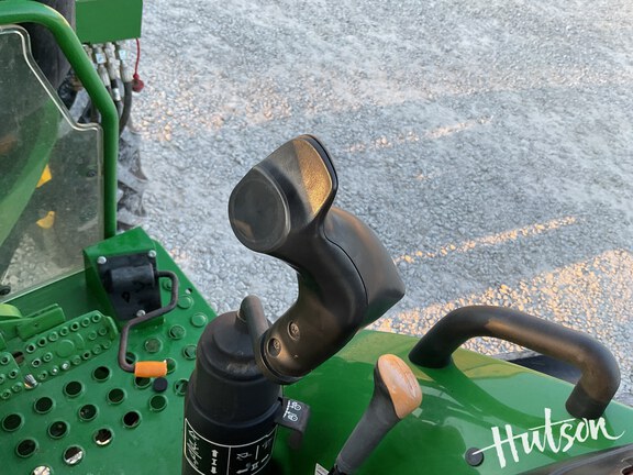 Photo of 2022 John Deere 5065E