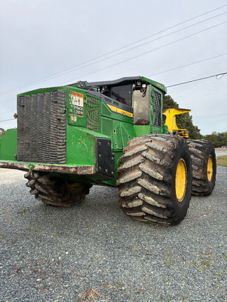 2021 John Deere 843L-II