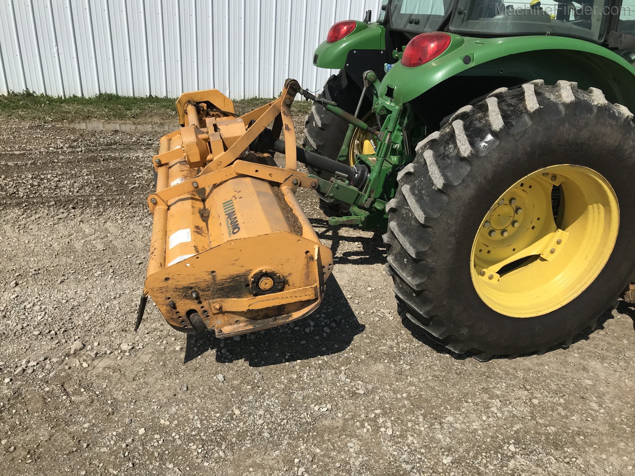 2011 John Deere 5085M Image 6