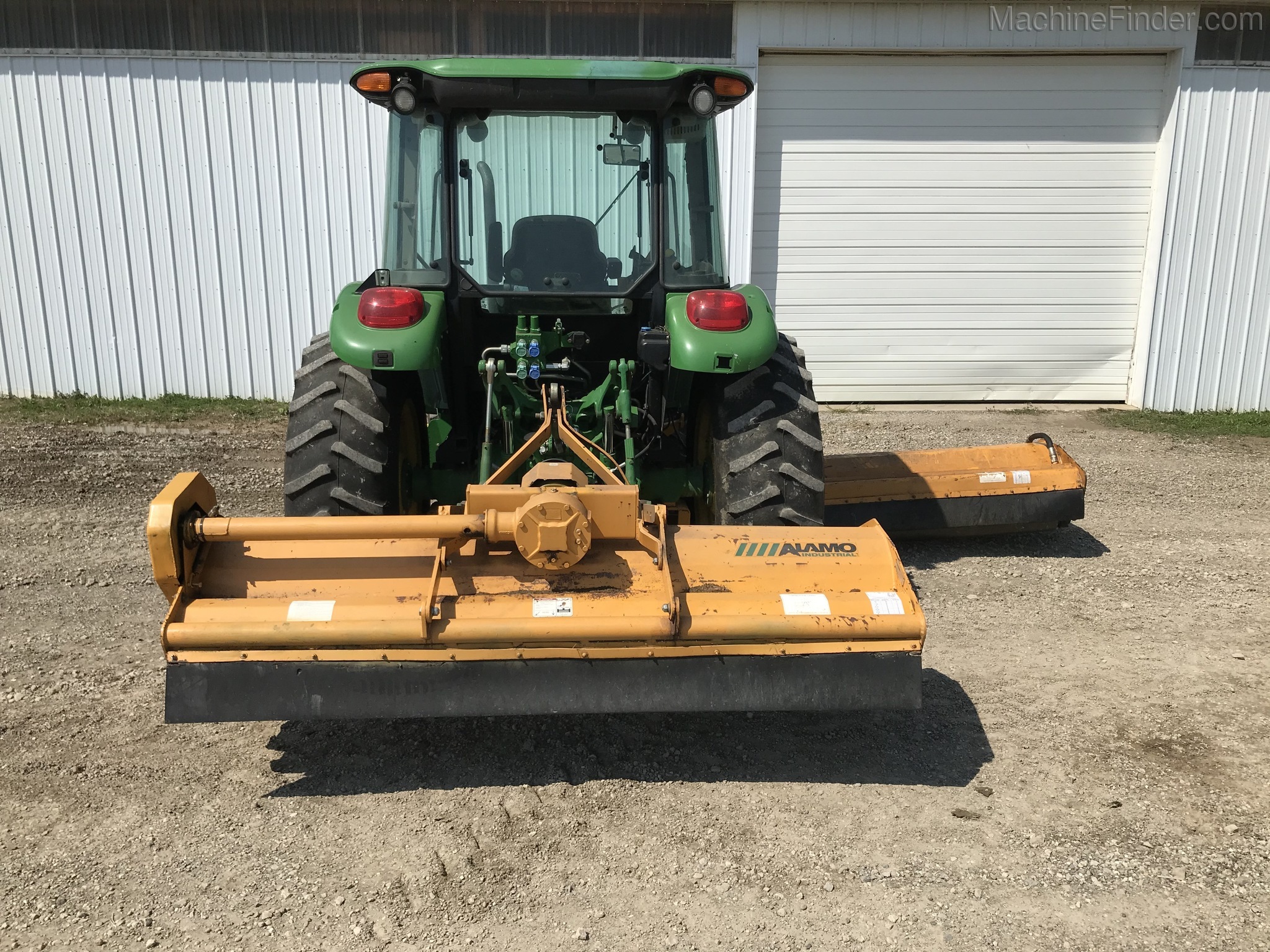 2011 John Deere 5085M Image 5