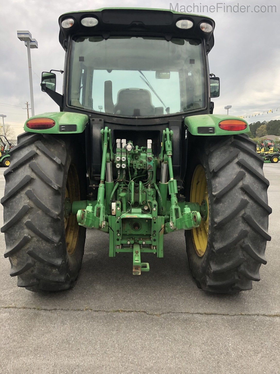 2014 John Deere 6125R Image 6