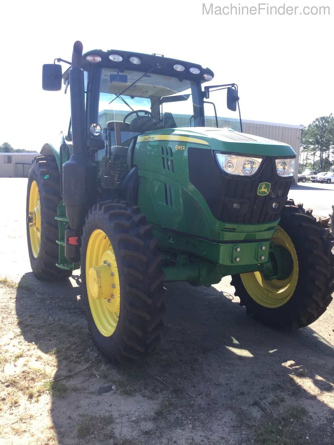 2019 John Deere 6145R Image 4