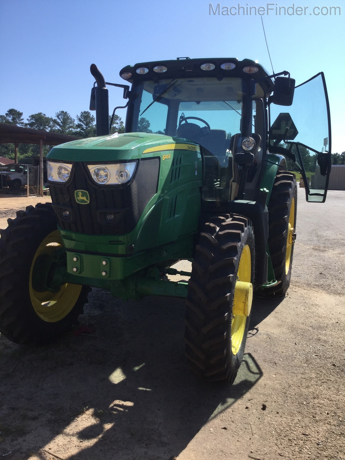 2019 John Deere 6145R Image 2