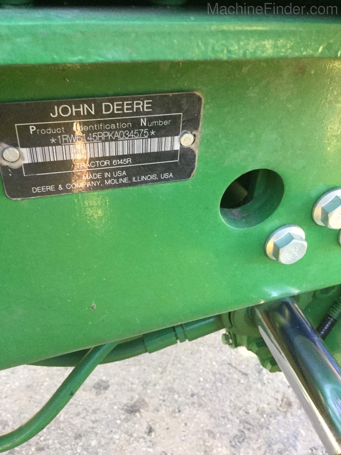 2019 John Deere 6145R Image 8