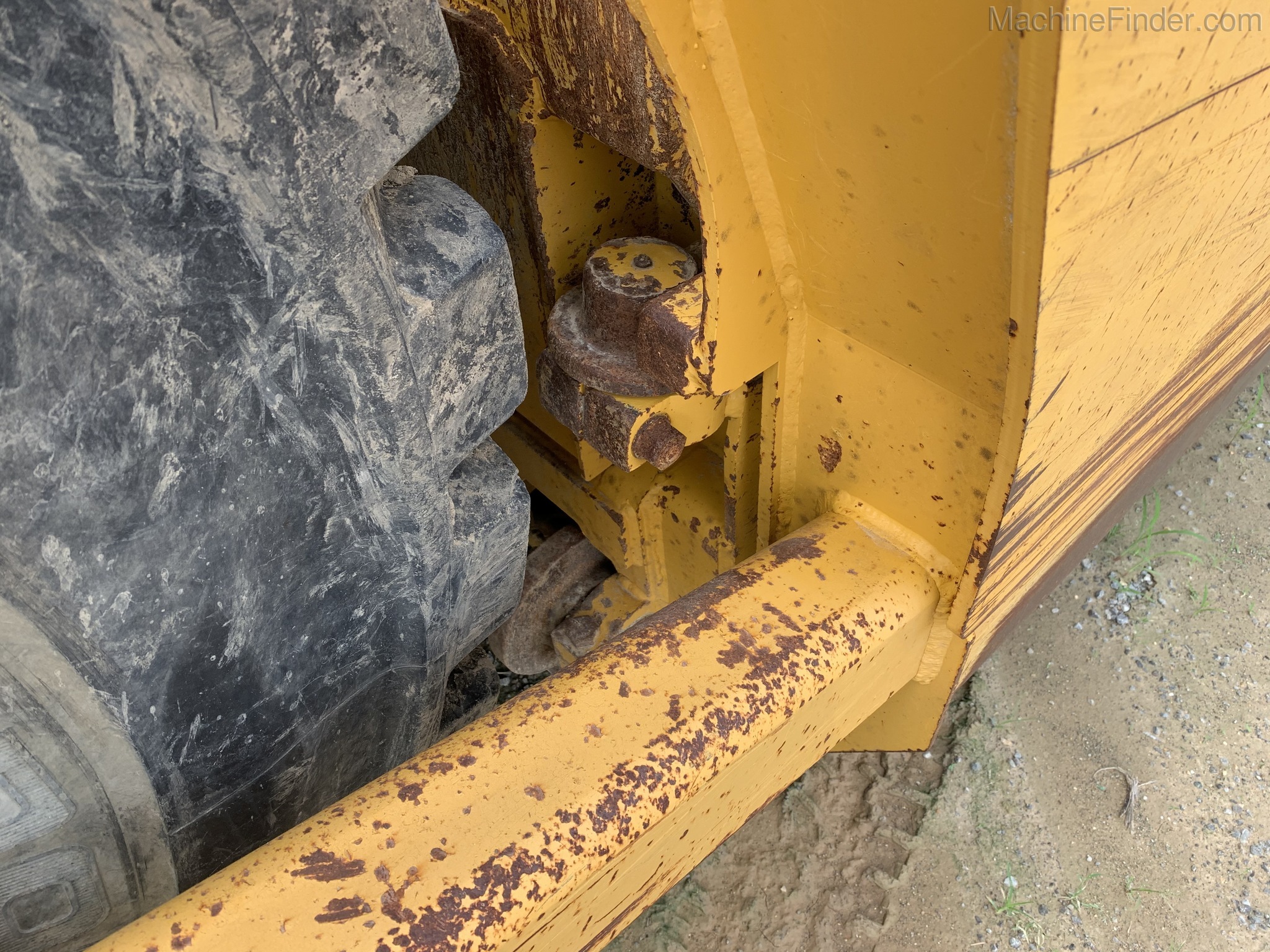 2013 John Deere 2112E Image 10