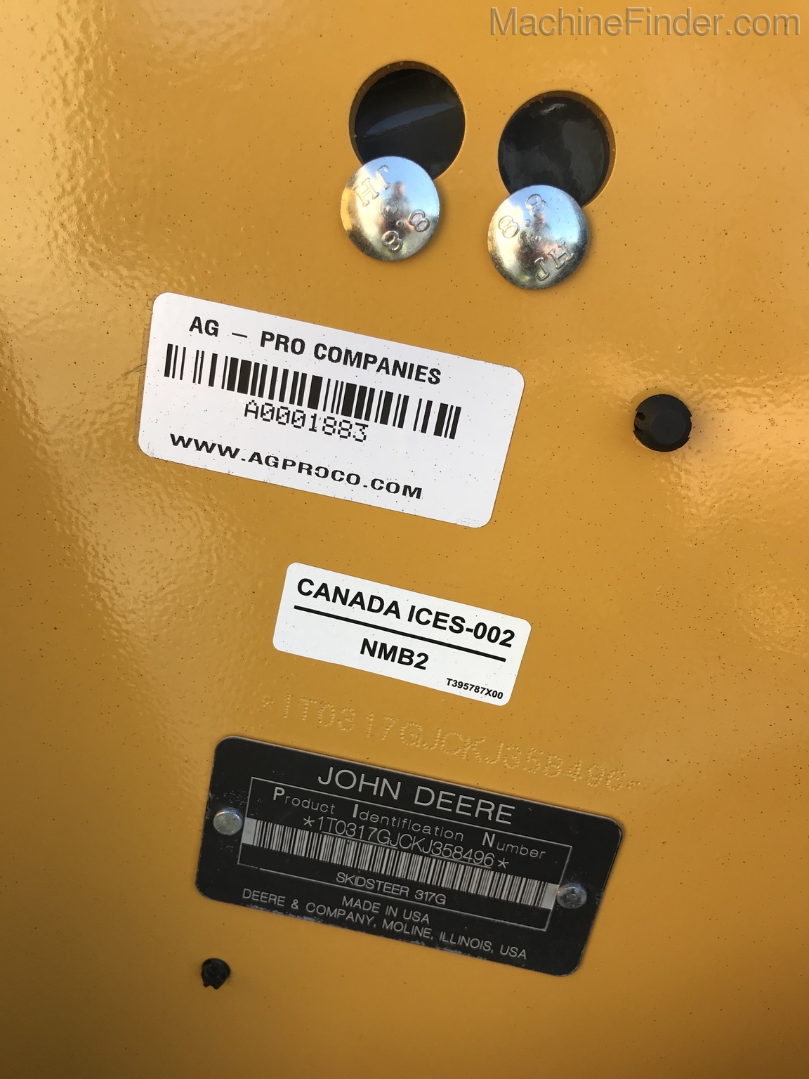 2019 John Deere 317G Image 6