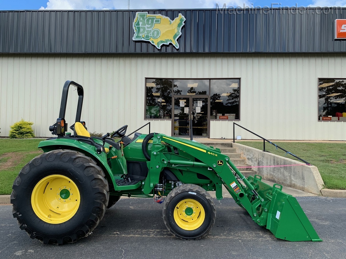 2021 John Deere 4052M Heavy Duty Image 2